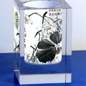 水晶笔筒